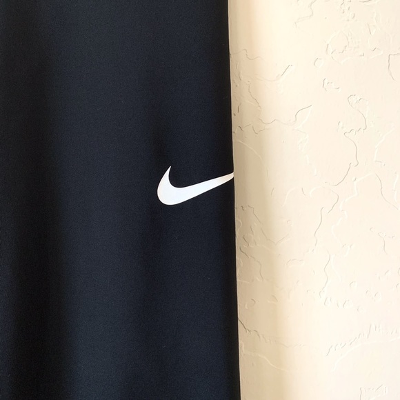 Nike Pro Girls Capri compression leggings - Picture 6 of 6